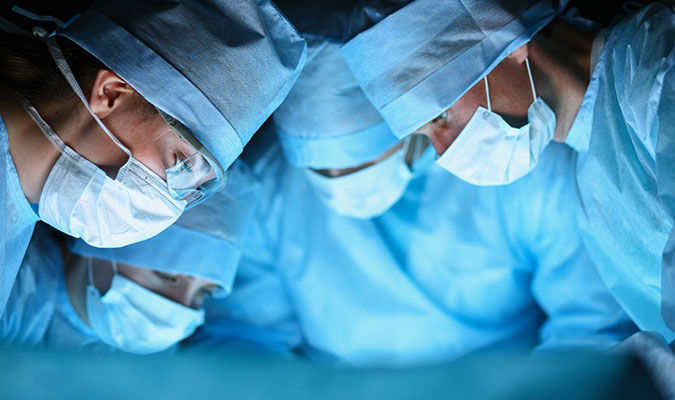 Planos de saúde são convocados para discutir honorários com especialistas em cirurgia de mão