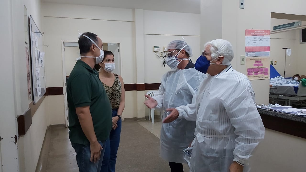 Sindicato dos Médicos do RN visita Hospital Santa Catarina