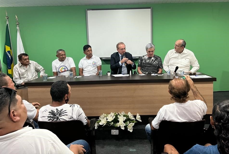 Sinmed e entidades realizam coletiva de imprensa sobre pediatria da UPA Pajuçara